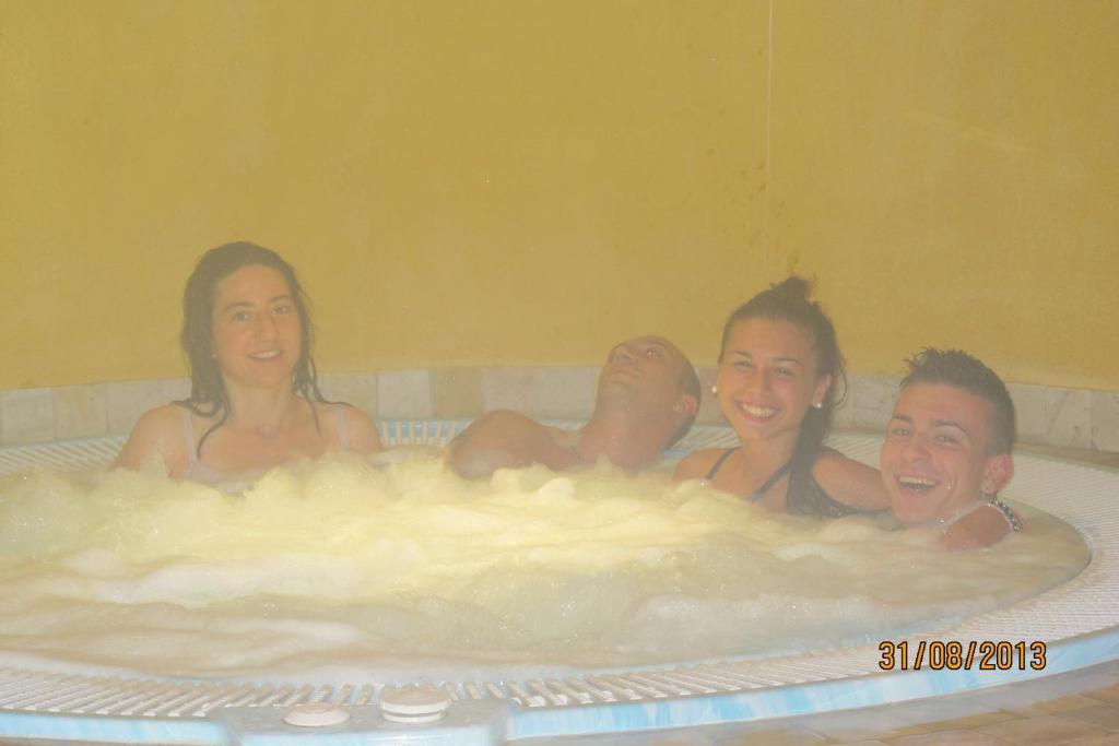 Hotel Presena 3*